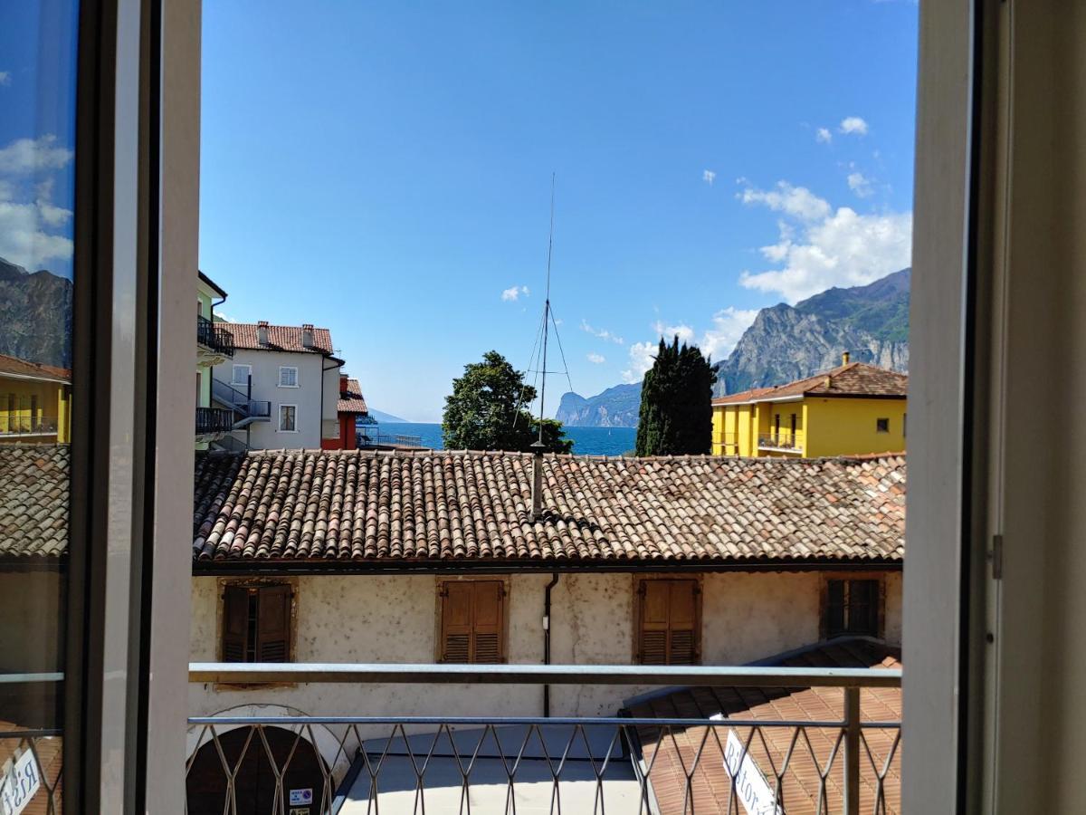 Appartamenti Baia Azzurra 3. Torbole Sul Garda Bagian luar foto