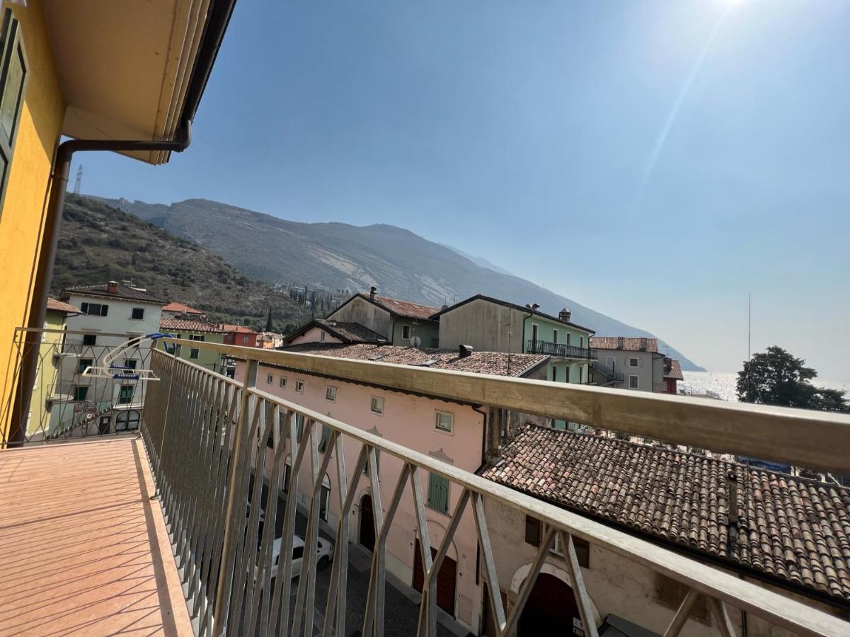 Appartamenti Baia Azzurra 3. Torbole Sul Garda Bagian luar foto