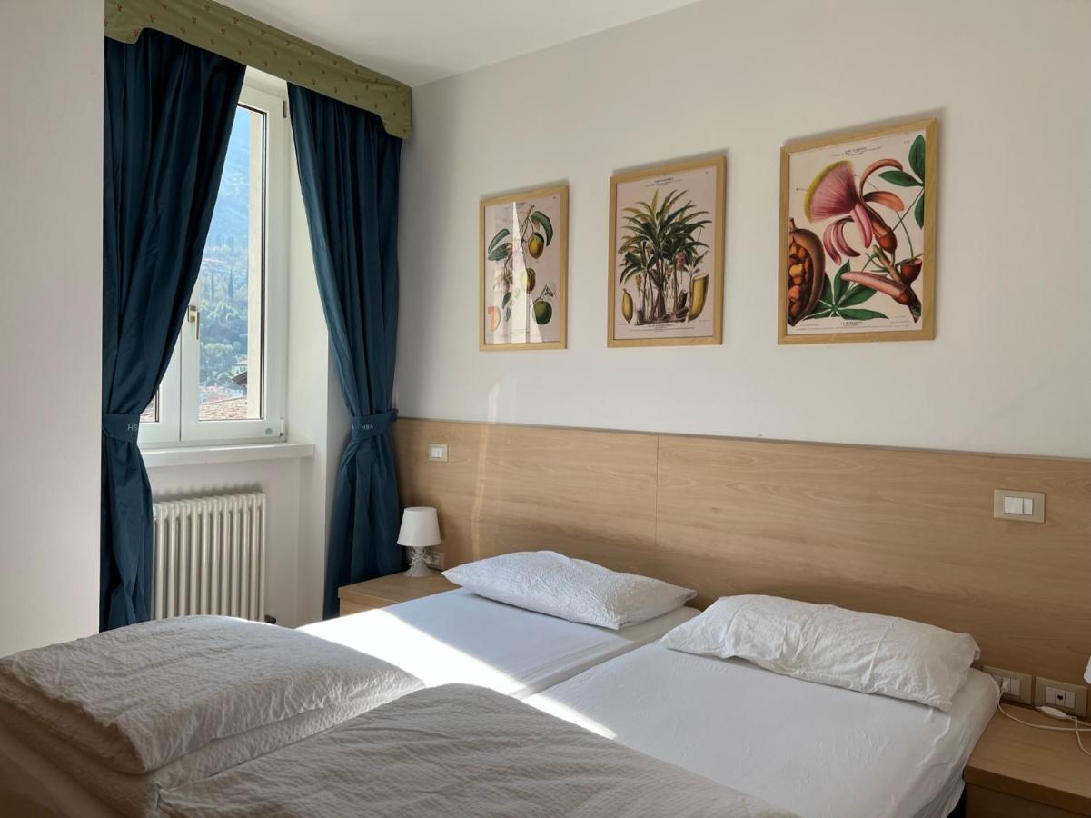 Appartamenti Baia Azzurra 3. Torbole Sul Garda Bagian luar foto